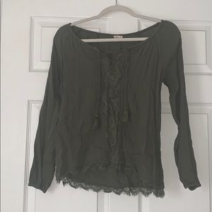 Green Long sleeve lace top